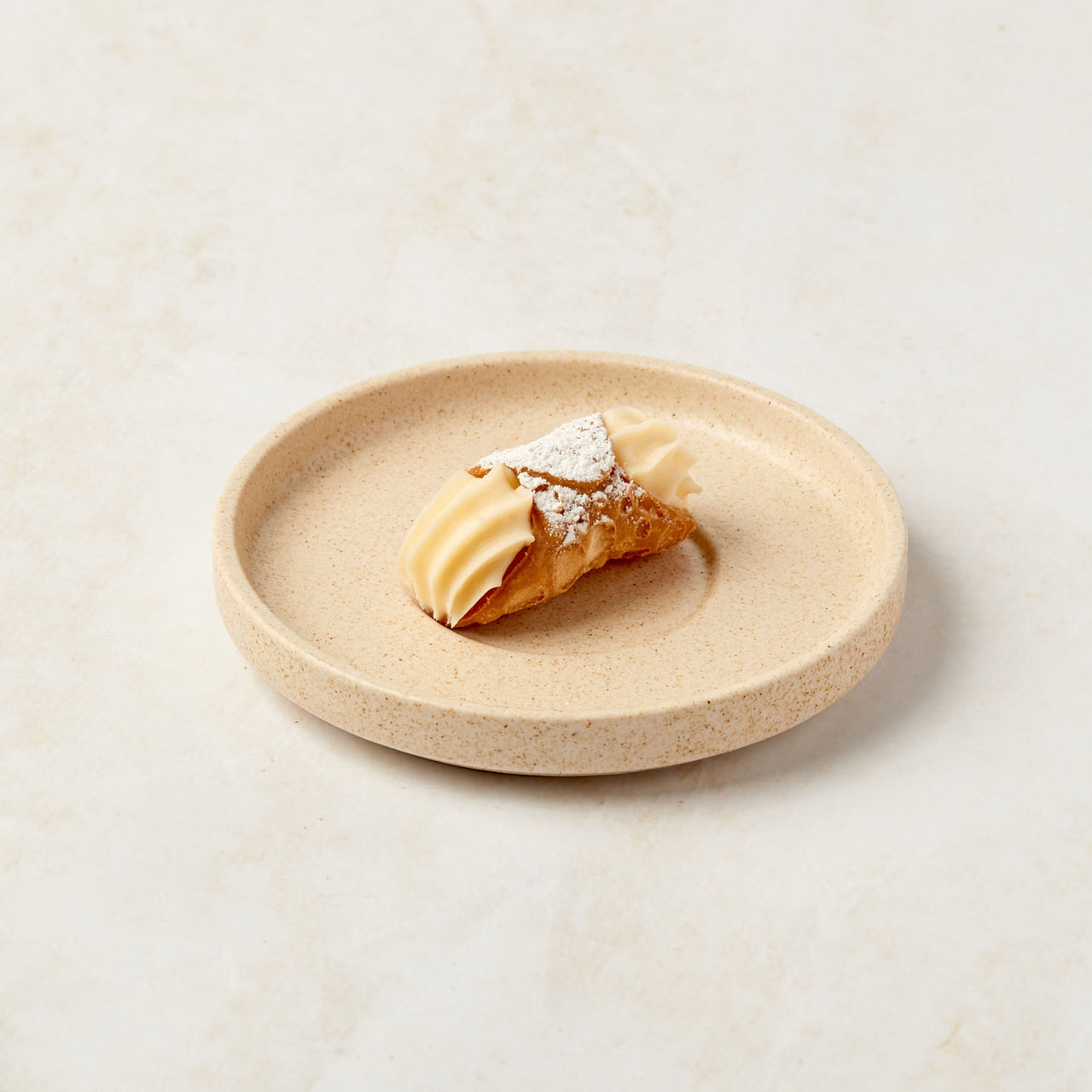 Vanilla Cannoli Small